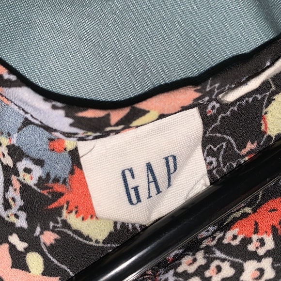 Floral Gap Blouse - Picture 3 of 5